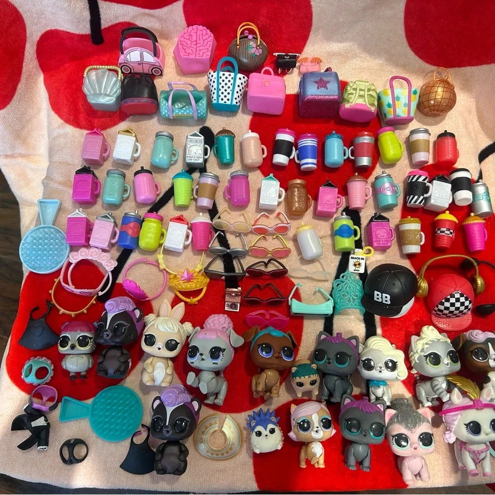 L.O.L. Surprise! Colorful Doll Collection - Pink, Blue, Orange - Picture 4 of 14